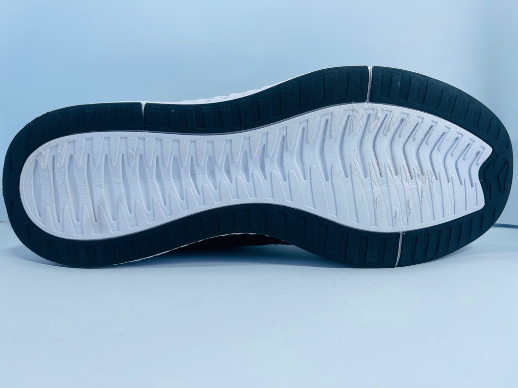 Men Stability Sneakers